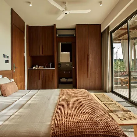 Zaya & Beach Hotel